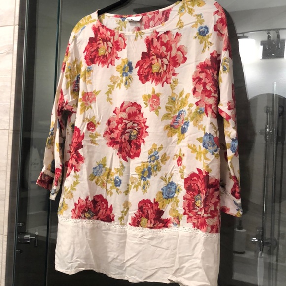 J. Jill Tops - J.Jill rayon floral top